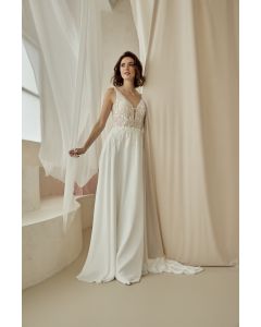 Brautkleid mit Chiffonrock und Spitzenoberteil, ivory