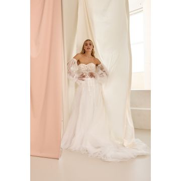 Brautkleid mit Tüllrock und Puffärmel, ivory/nude