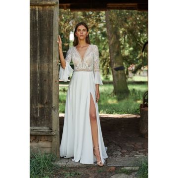 Brautkleid mit Spitzenoberteil,ivory