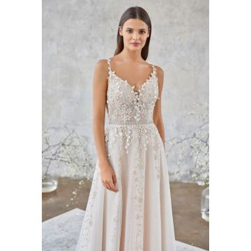 Brautkleid mit Blätterspitze,beige/ivory
