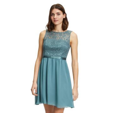 Festkleid mit Spitze eucalyptus