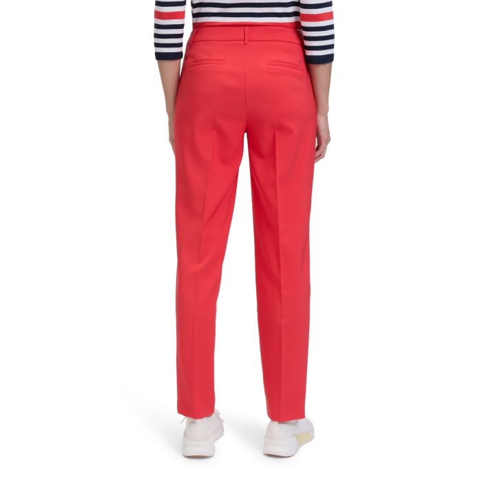 Da-Hose, poppy red