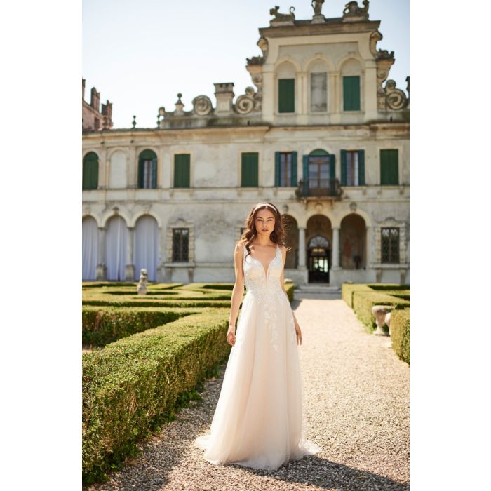 Brautkleid mit tiefen Ausschnitt,beige/ivory
