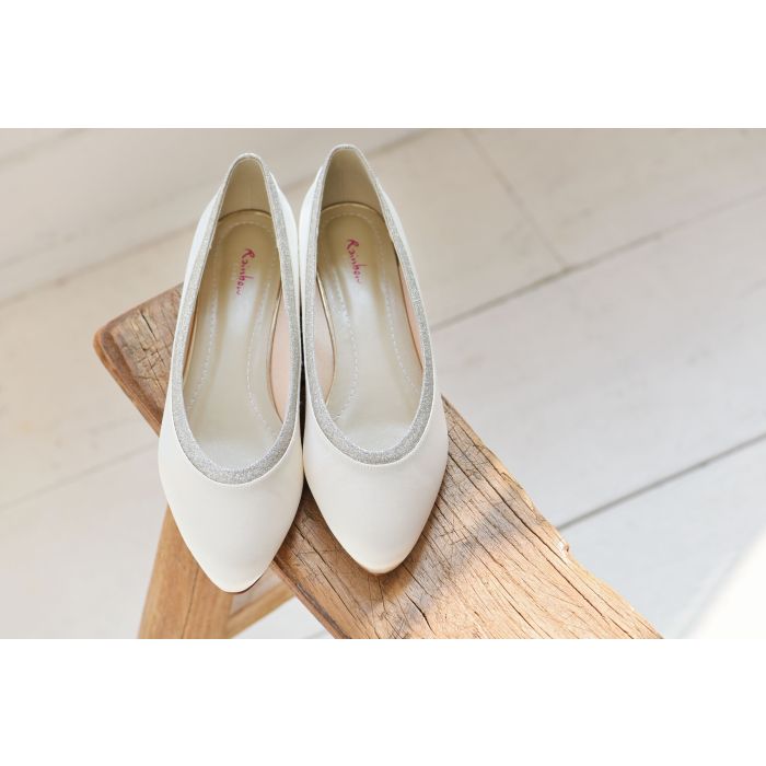 Brautballerinas, ivory silver