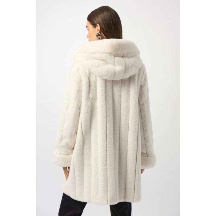 Plüschmantel, beige