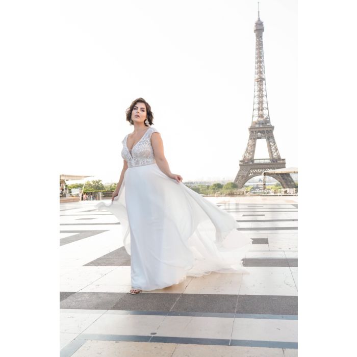Brautkleid mit Chiffonrock,