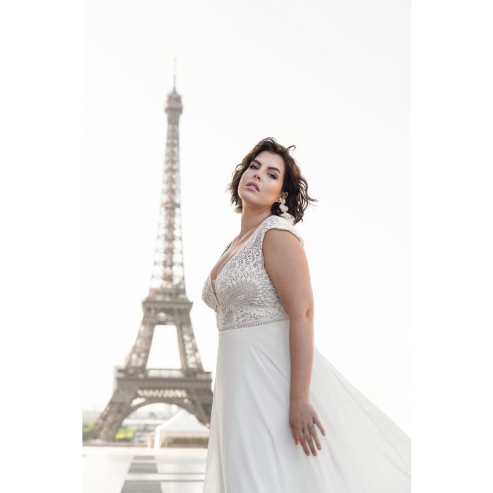 Brautkleid mit Chiffonrock,