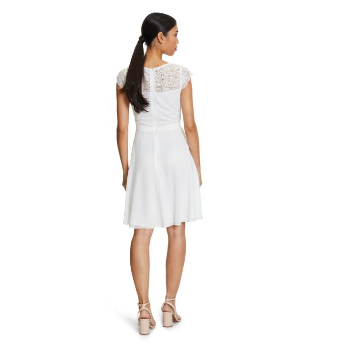 Kleid mit Spitzenoberteil, ivory white